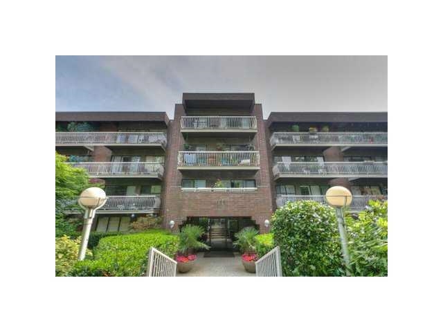1xx 1655 NELSON STREET, Vancouver BC V6G 1M4