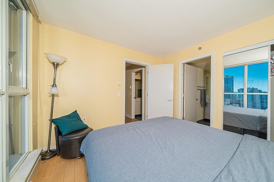 1509 1068 Hornby Street