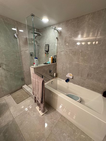 1708 198 Aquarius Mews