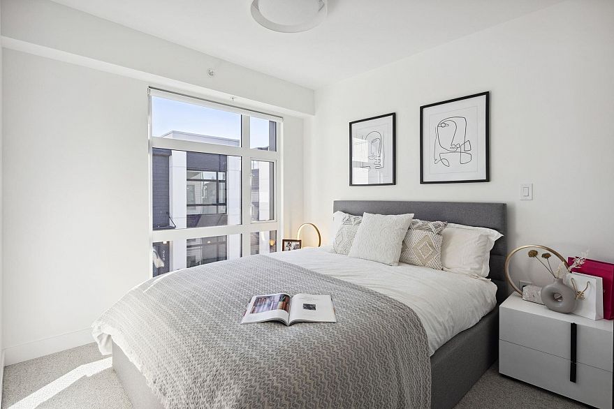 242 1014 W 47th Avenue