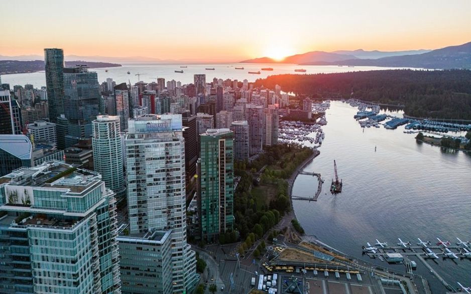 PH4201 1077 W Cordova Street