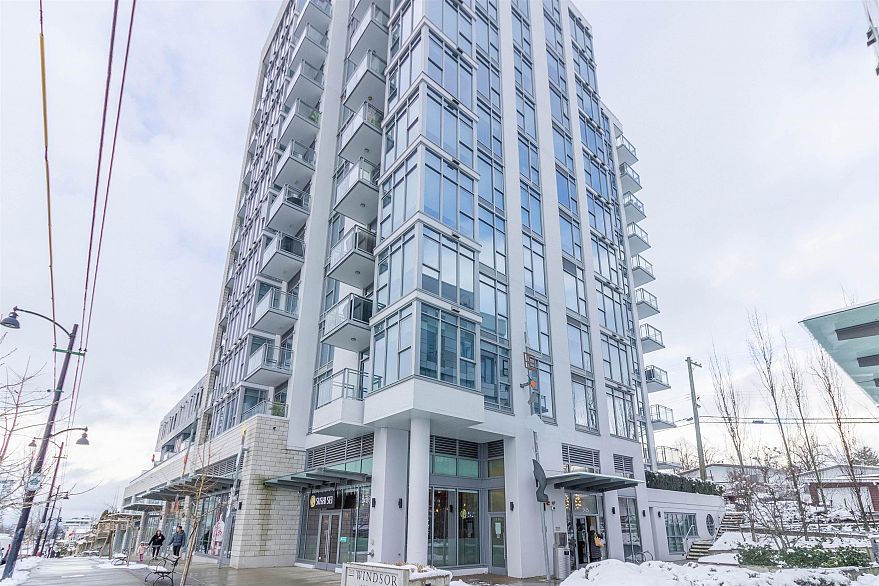 302 2435 Kingsway