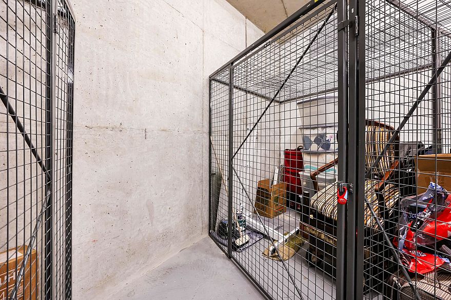 2820 89 Nelson Street