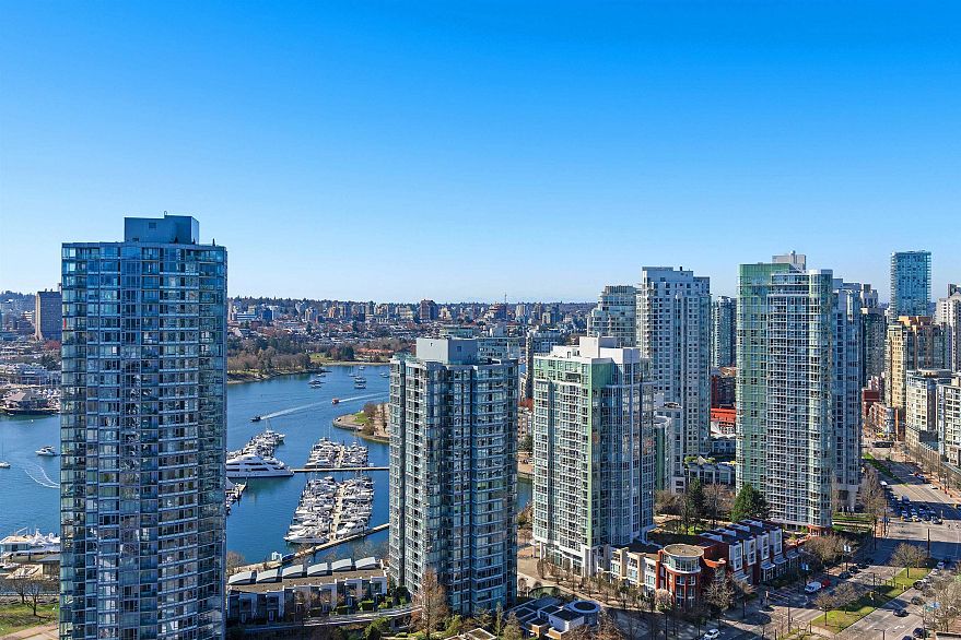 2820 89 Nelson Street