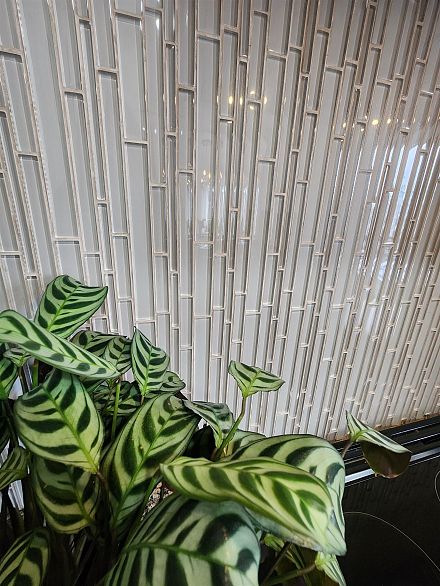 302 1228 Marinaside Crescent