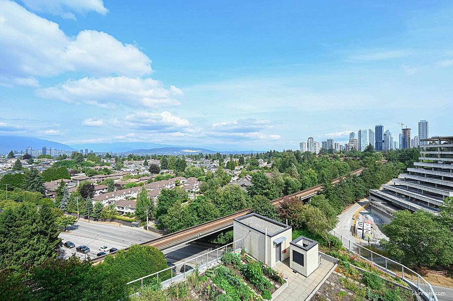 1902 5470 Ormidale Street