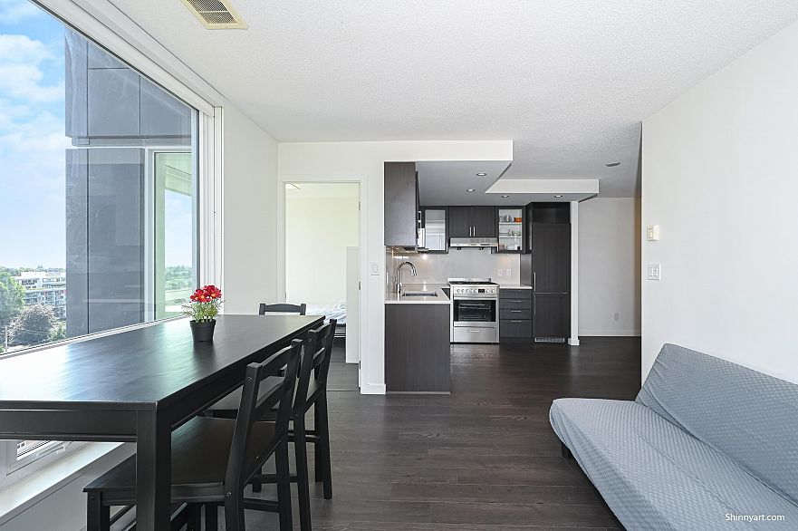 1902 5470 Ormidale Street