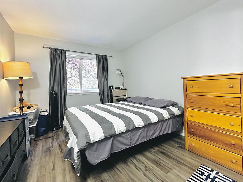 203 650 Moberly Road