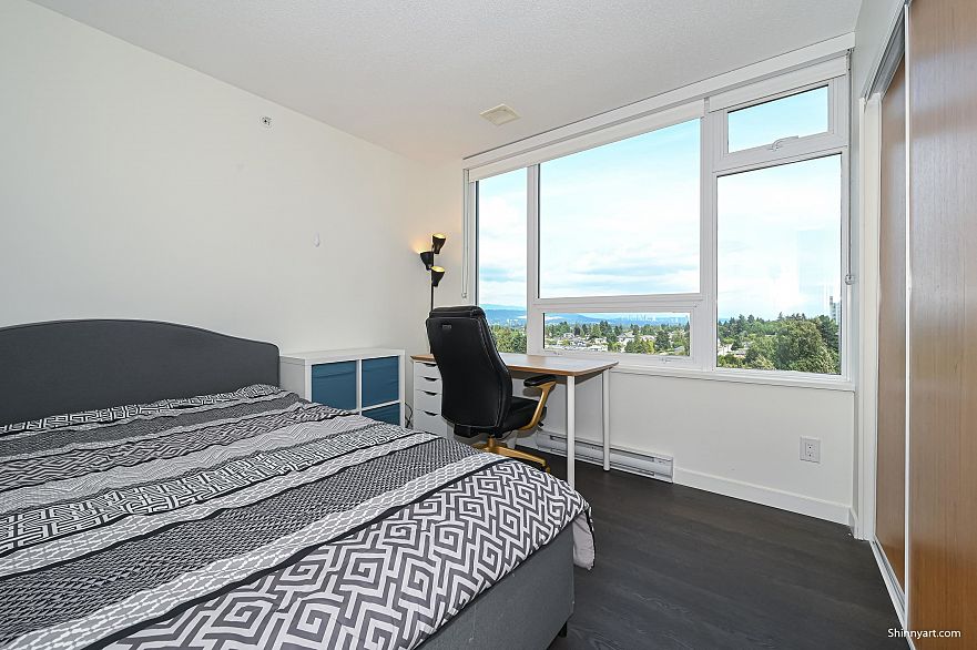 1902 5470 Ormidale Street