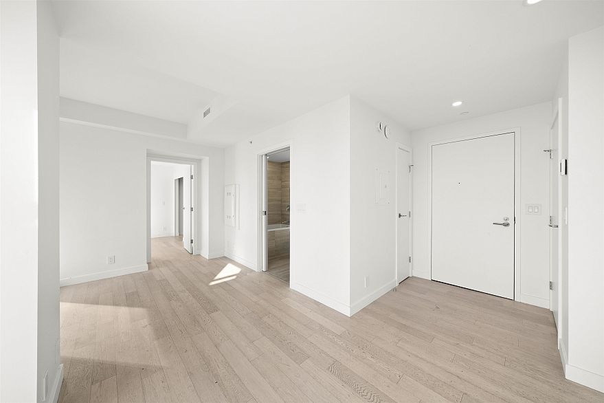 1907 1480 Howe Street