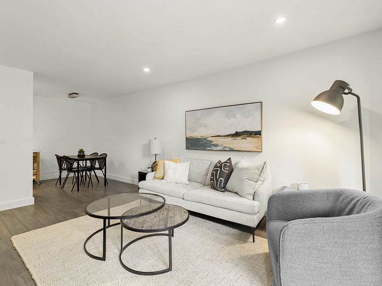 206 1365 E 7th Avenue