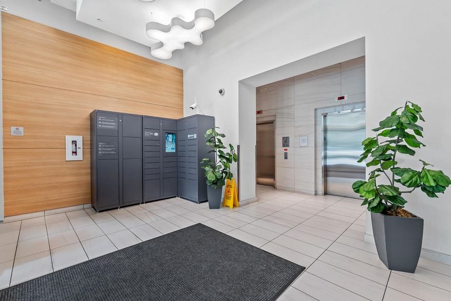 807 5470 Ormidale Street