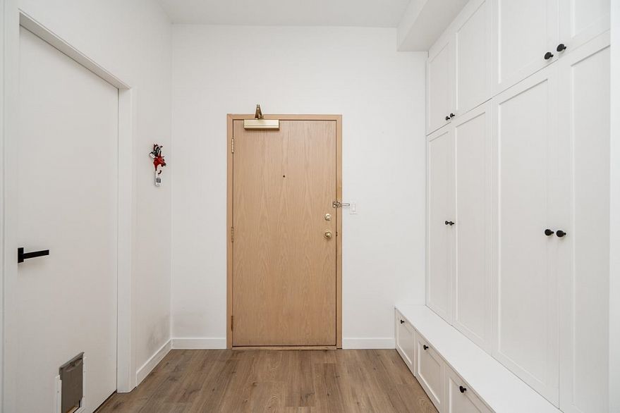 408 503 W 16th Avenue