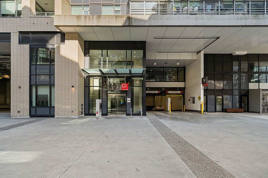 609 3451 Sawmill Crescent