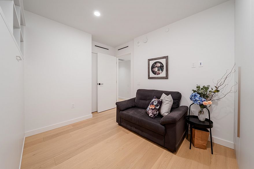 405 1365 Davie Street