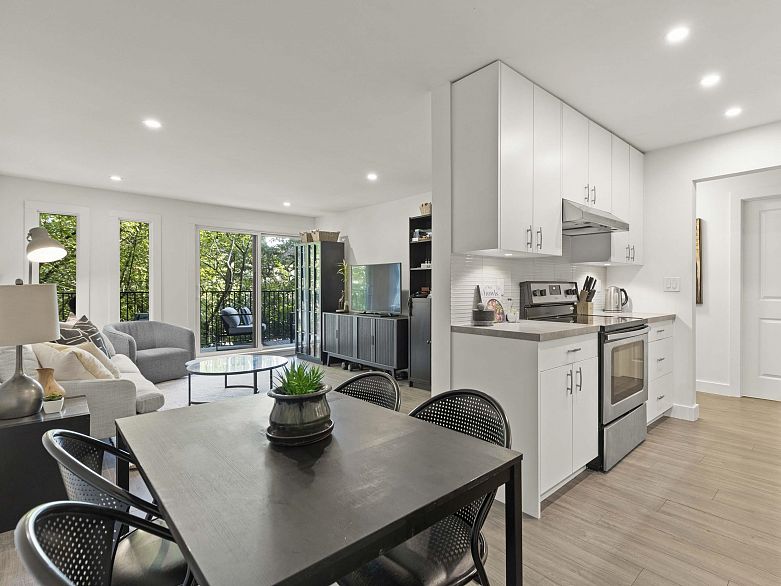 206 1365 E 7th Avenue