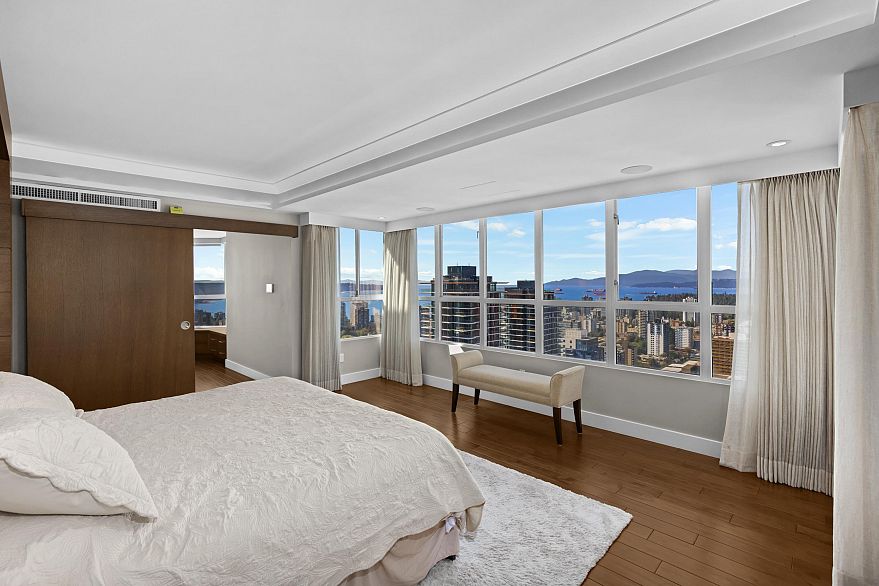 3101 717 Jervis Street