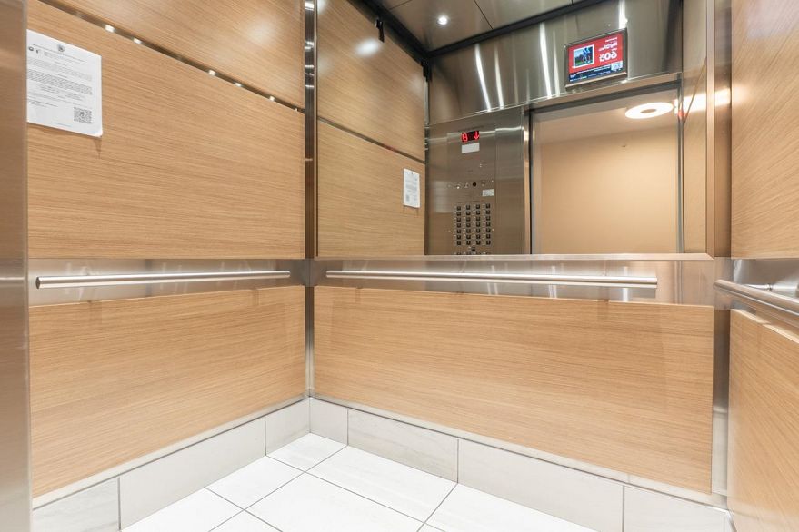 807 5470 Ormidale Street