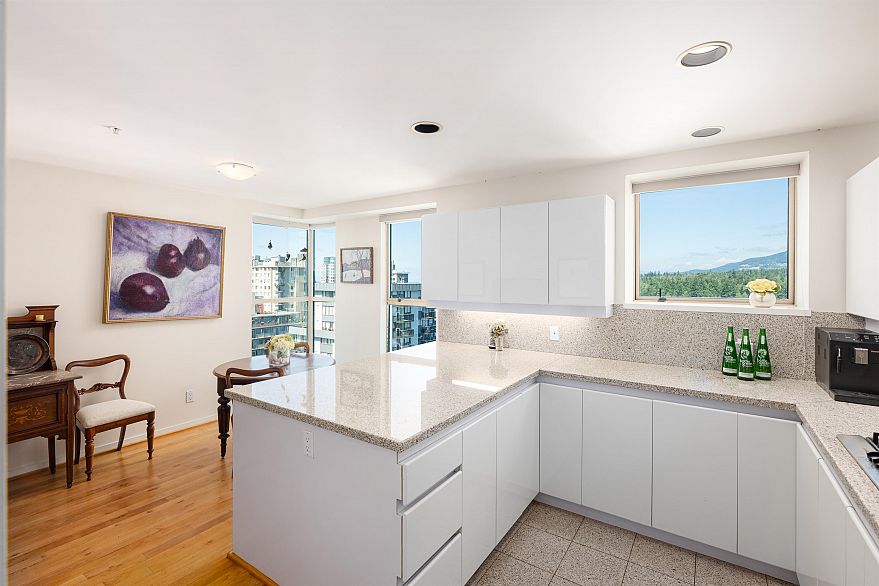 1701 1888 Alberni Street