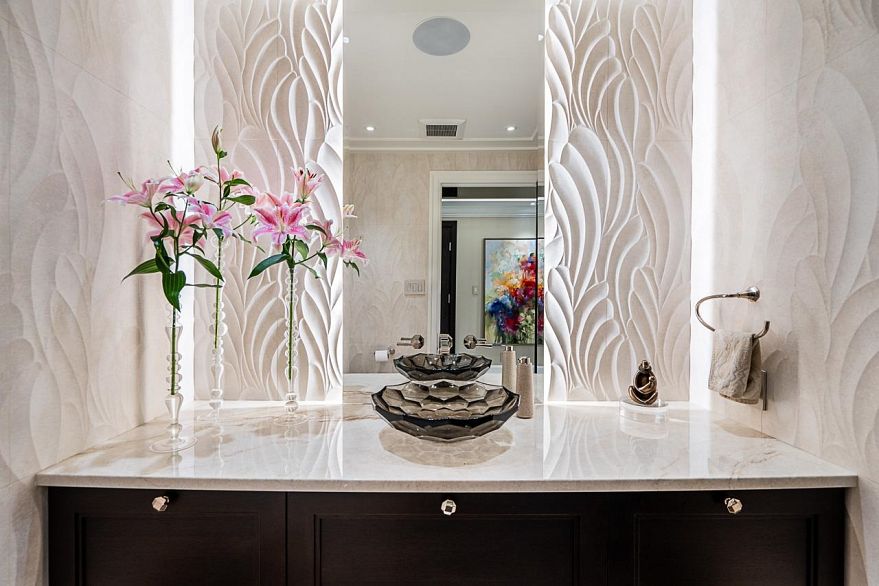 2802 428 Beach Crescent