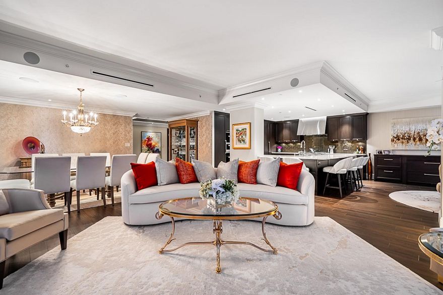 2802 428 Beach Crescent