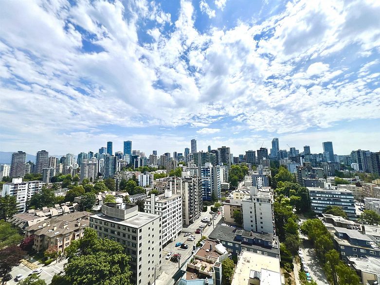 2208 1251 Cardero Street