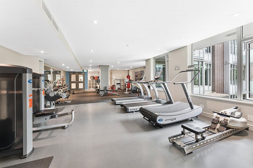 1011 1661 Quebec Street