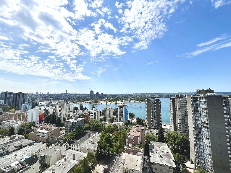 2208 1251 Cardero Street