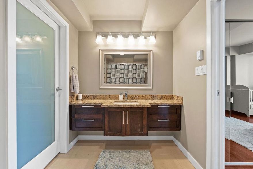 1B 1500 Alberni Street