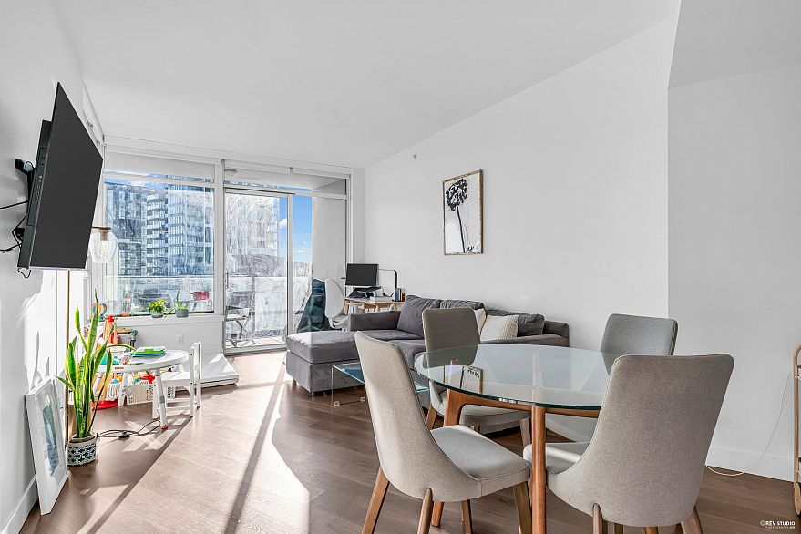 716 3557 Sawmill Crescent