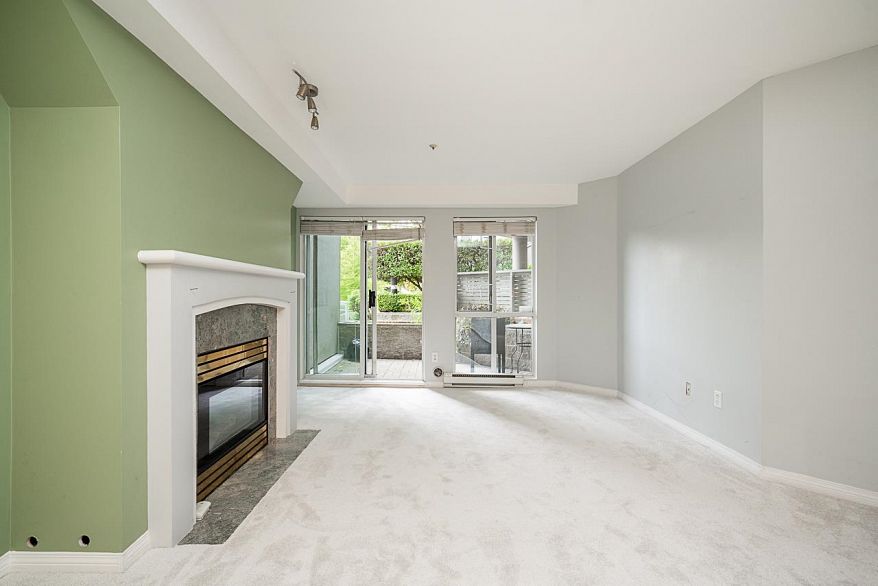 107 8430 Jellicoe Street