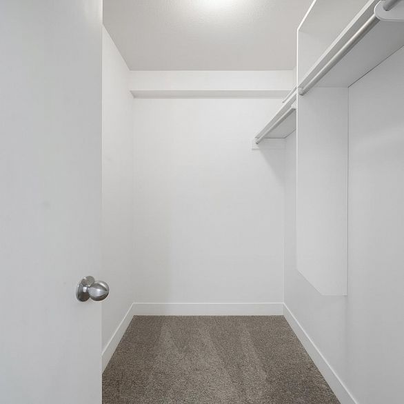 808 668 Citadel Parade