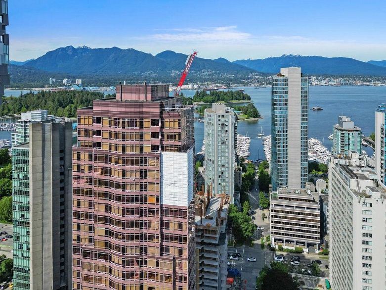 1B 1500 Alberni Street