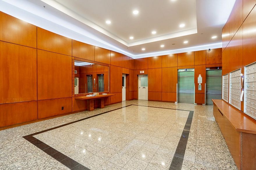 1105 2733 Chandlery Place