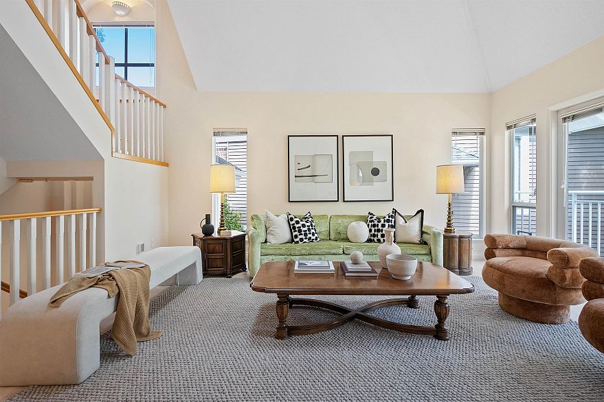30 5760 Hampton Place