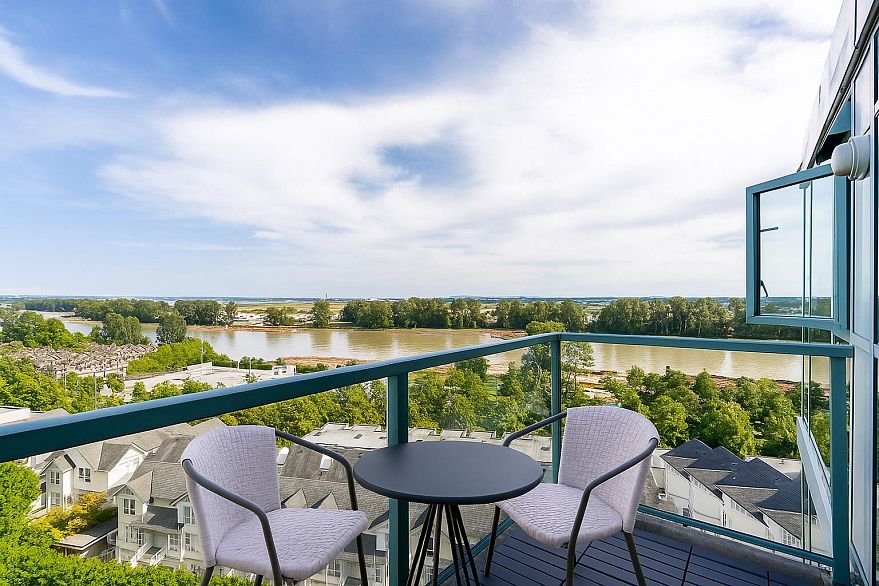 1105 2733 Chandlery Place