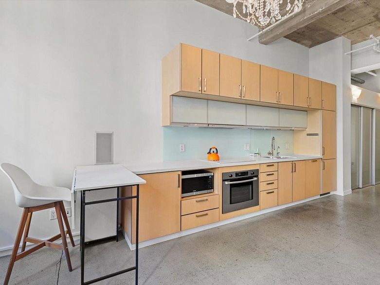 201 546 Beatty Street