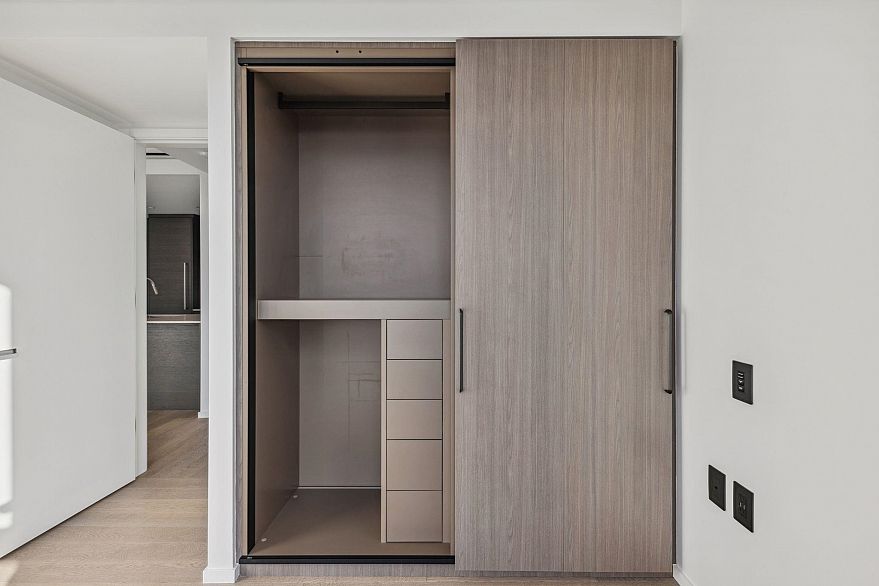 1901 1408 Robson Street