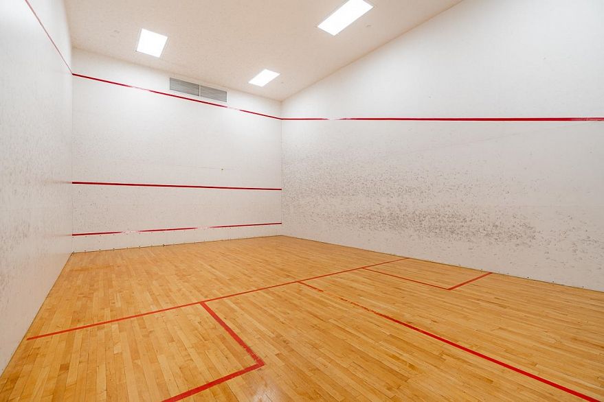 908 550 Pacific Street