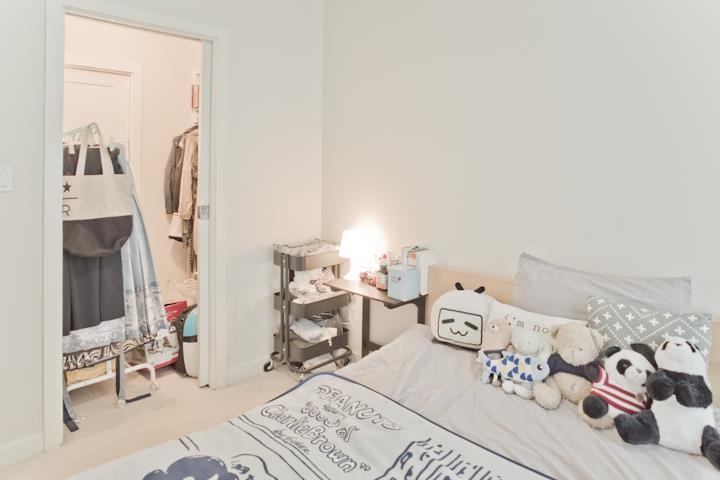 302 2033 W 10th Avenue