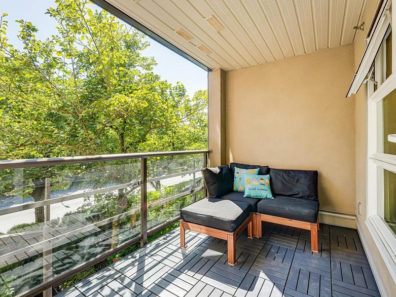 204 2181 W 12th Avenue