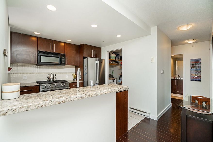 908 550 Pacific Street