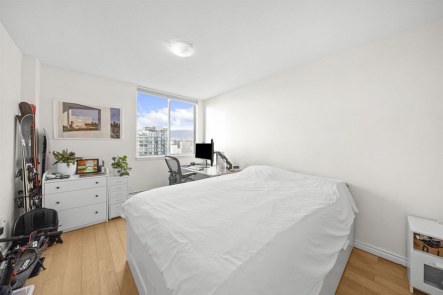 1803 1251 Cardero Street