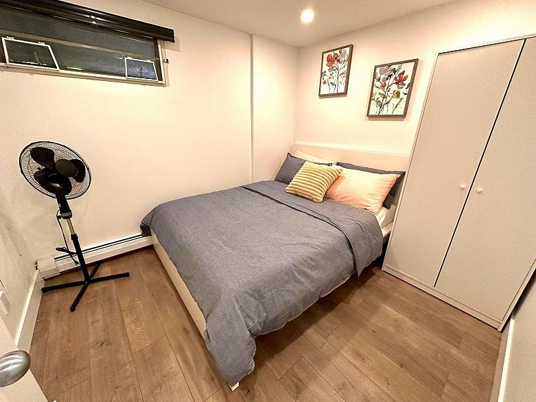 311 555 Abbott Street