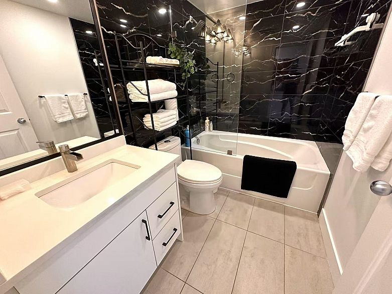 311 555 Abbott Street