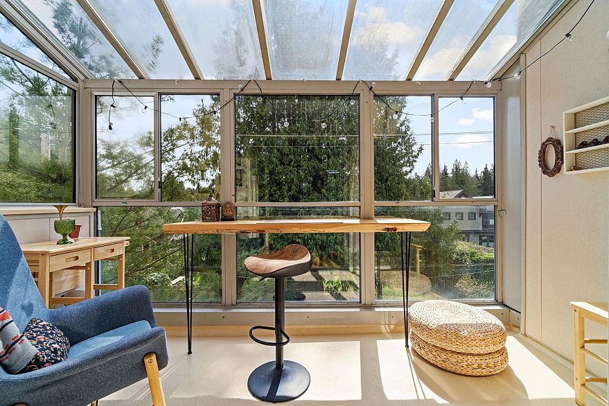 402 4688 W 10th Avenue