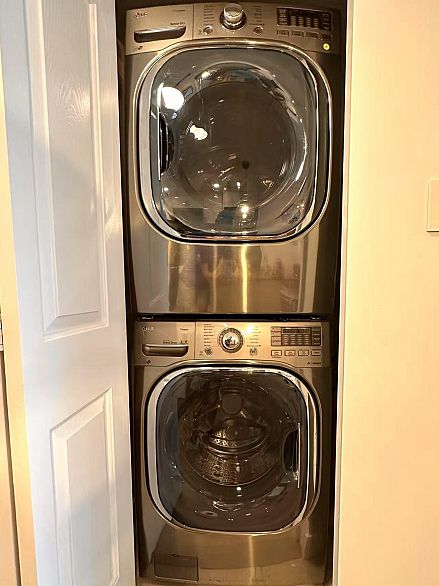 311 555 Abbott Street