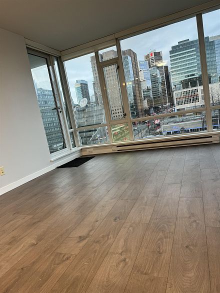 1009 161 W Georgia Street