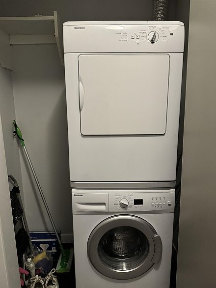 1009 161 W Georgia Street