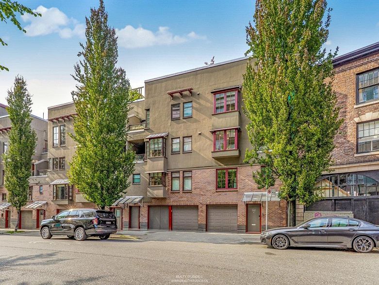 141 Alexander Street